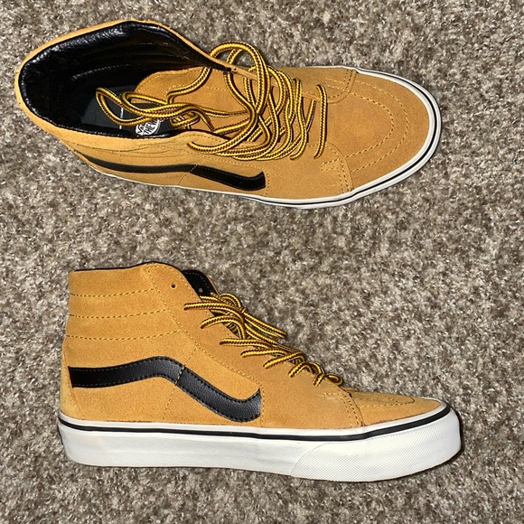 wheat low top vans